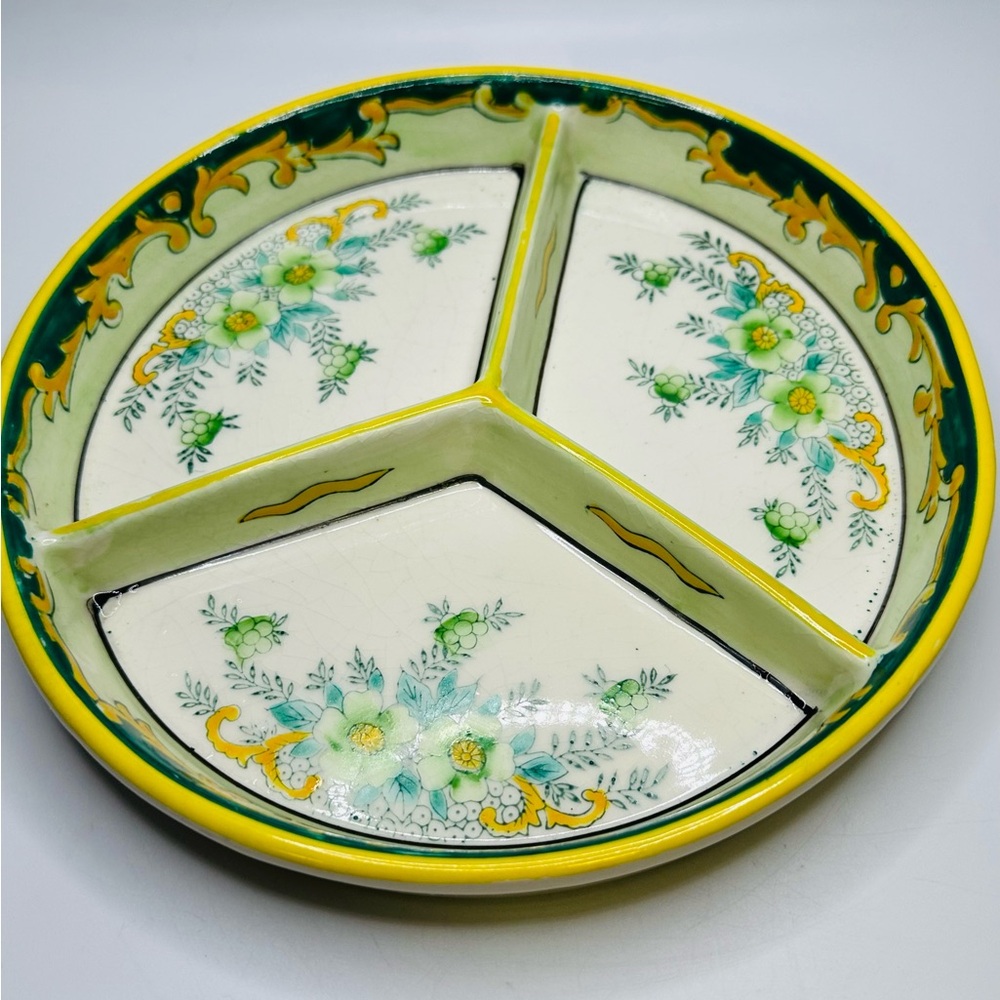 Moriyama Mori-Machi Green Yellow Divided Dish Hand Painted in Japan